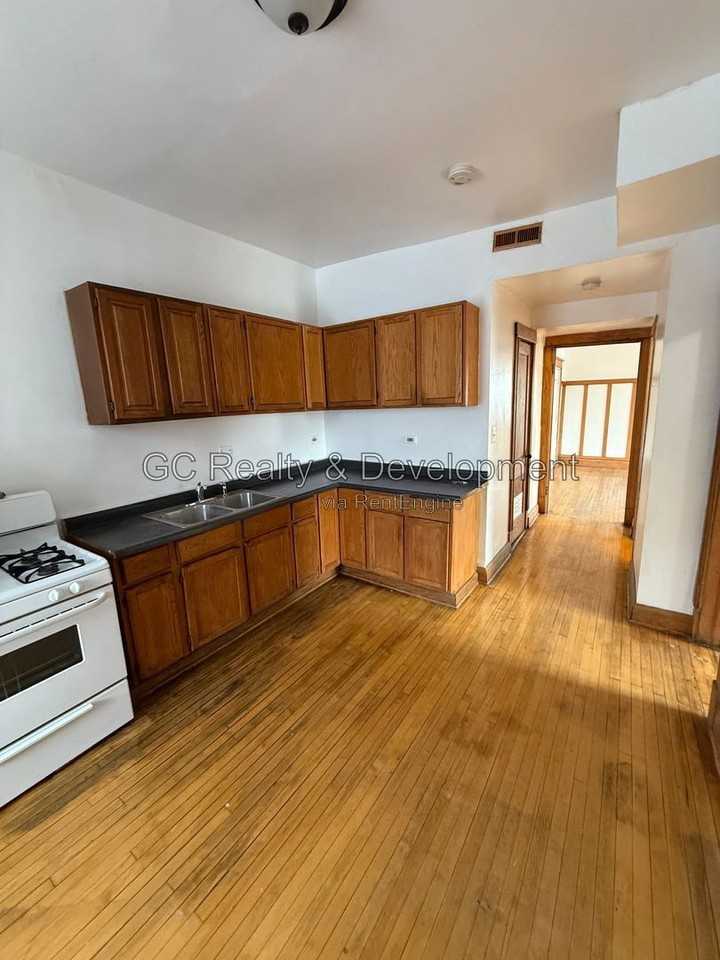 2550 W Washington Blvd #3W - Photo 7 of 15