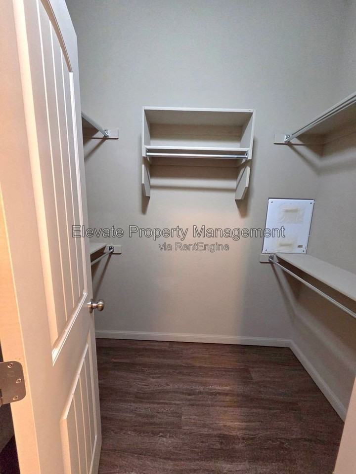 2210 Starwood Way - Photo 2 of 15