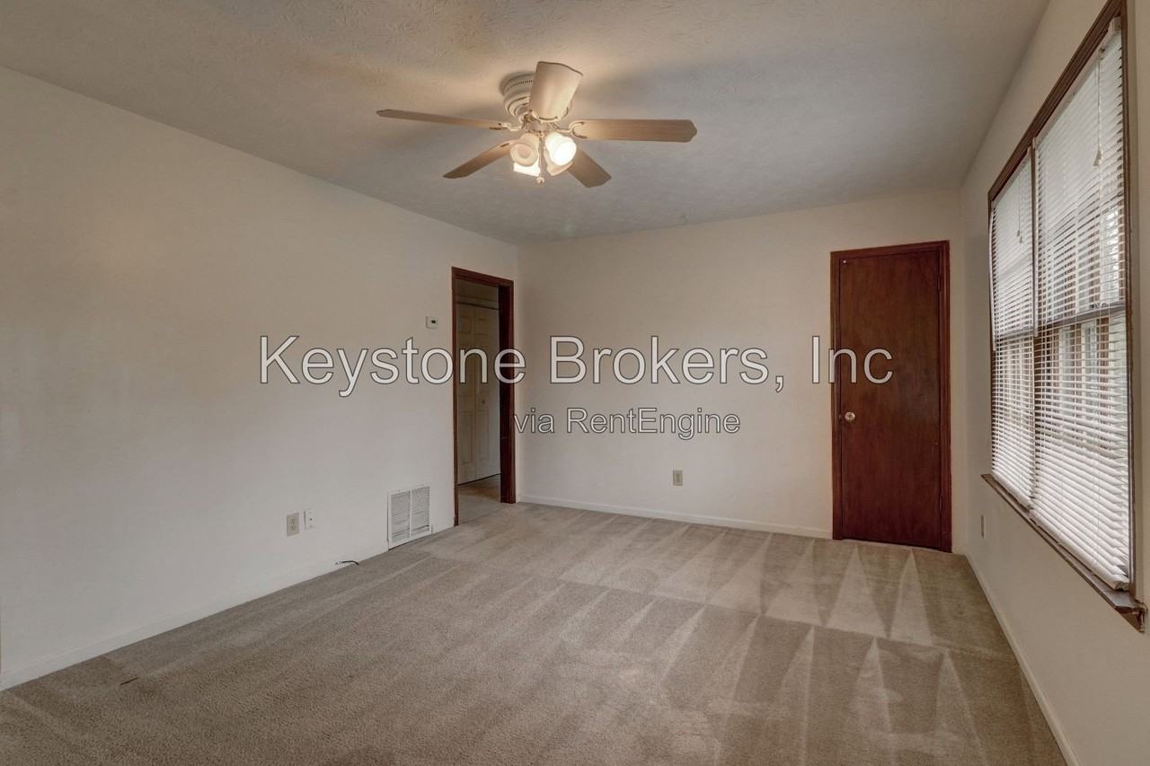 2243 Davis Rd #A - Photo 5 of 14