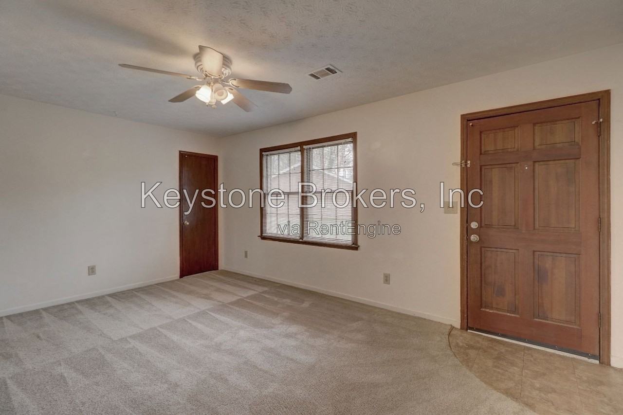 2243 Davis Rd #A - Photo 6 of 14