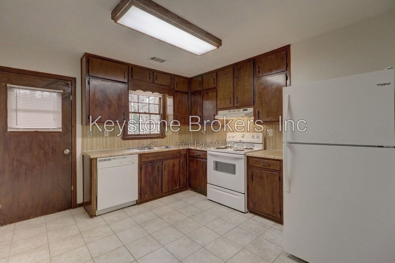 2243 Davis Rd #A - Photo 7 of 14