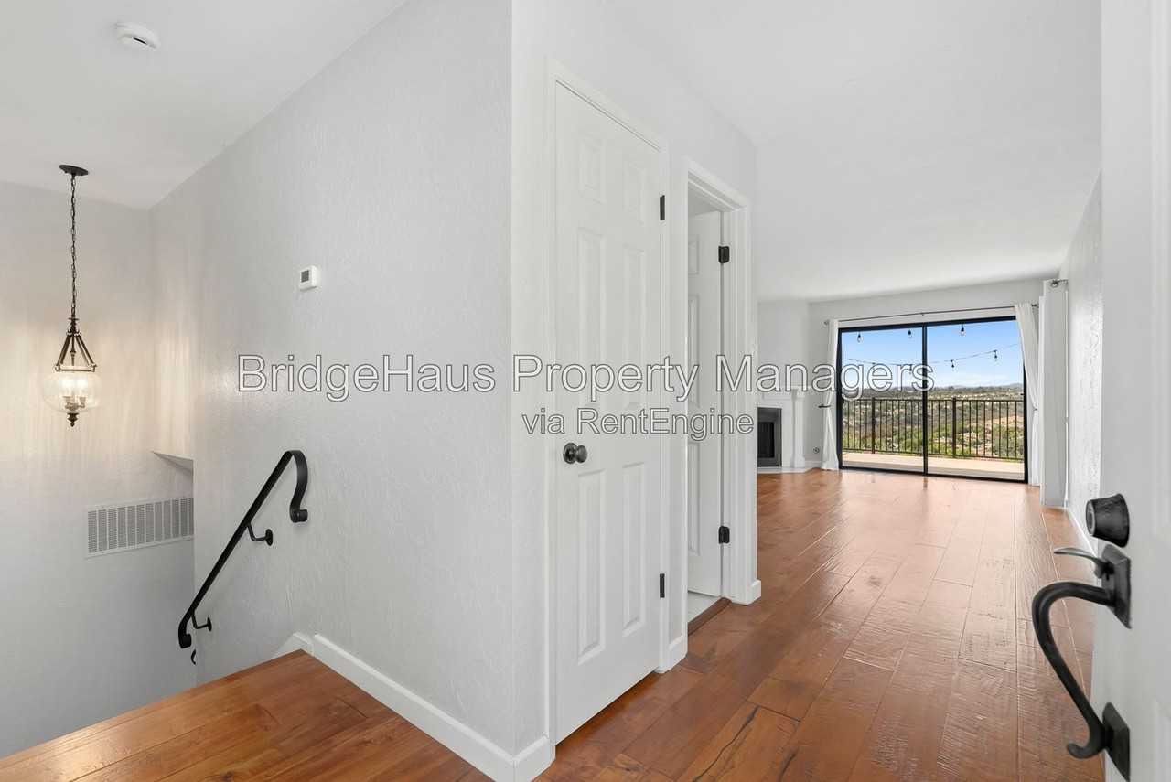 6531 Corte Valdez - Photo 4 of 34
