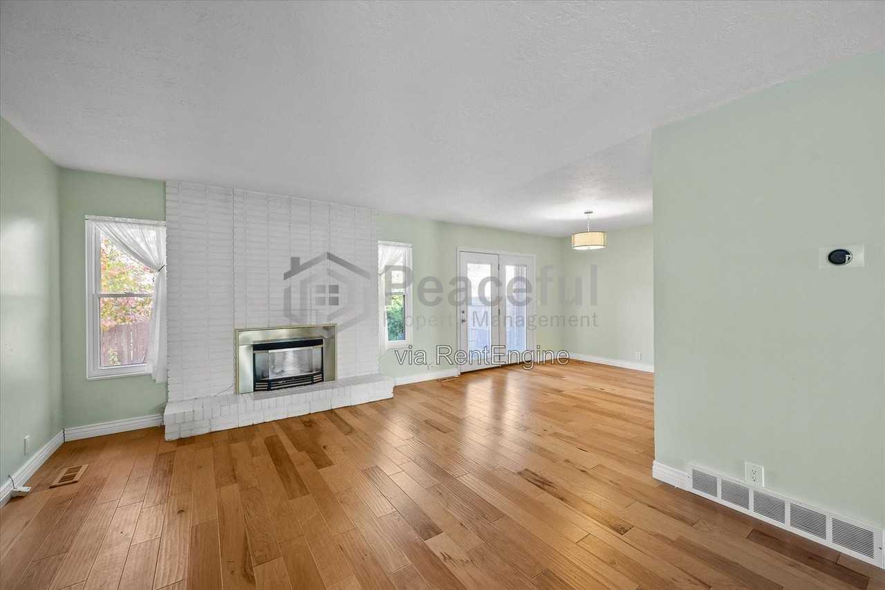 1925 E 3380 South St - Photo 3 of 13