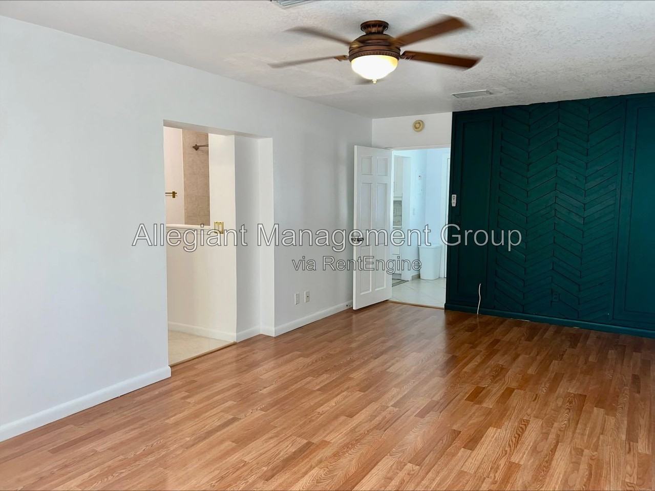 1211 Lehigh St - Photo 7 of 25