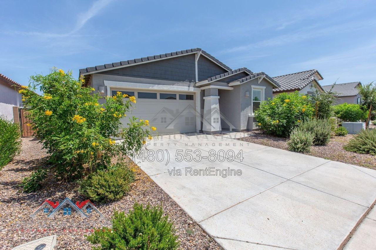 4204 E Enmark Dr