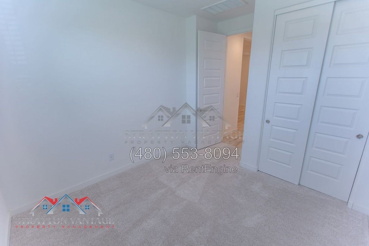 4204 E Enmark Dr - Photo 7 of 46