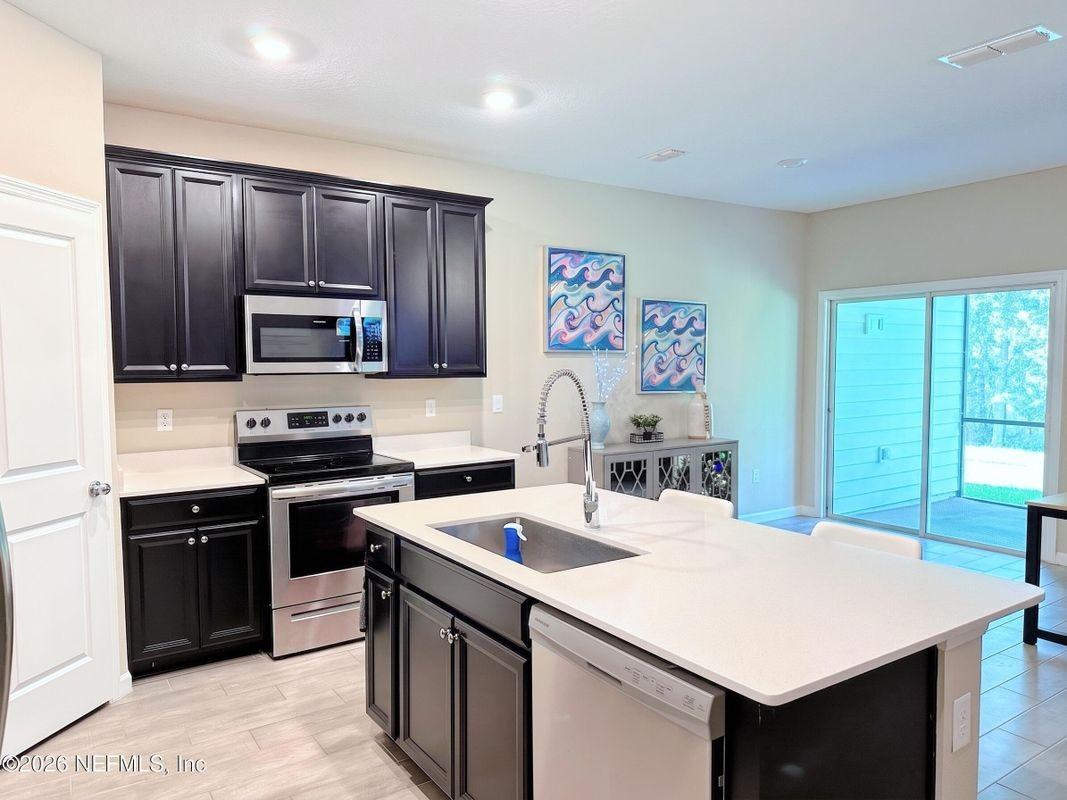 294 Boracay Cir - Photo 6 of 25