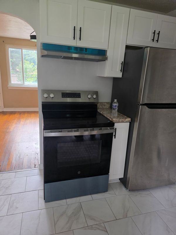 155 Pennoak Dr - Photo 4 of 11