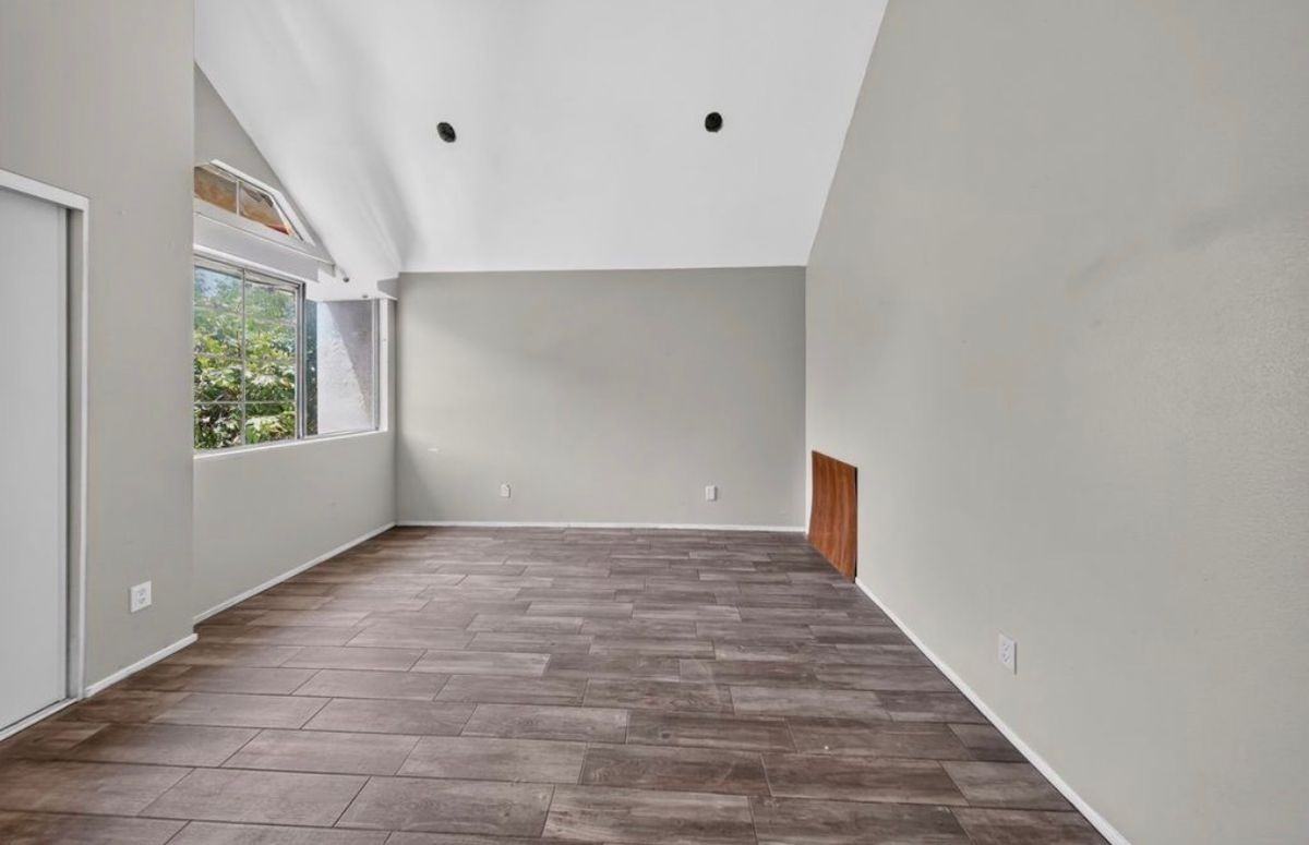 9540 Sepulveda Blvd ##11 - Photo 6 of 11
