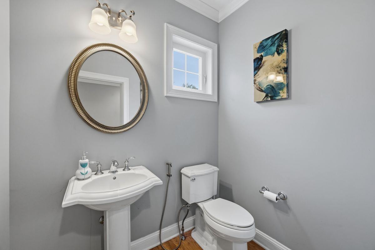 21 Carson Way - Photo 2 of 40