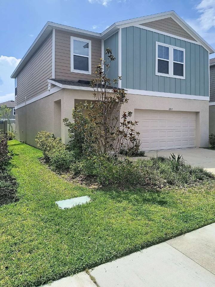 12937 Camarillo Pl - Photo 3 of 47