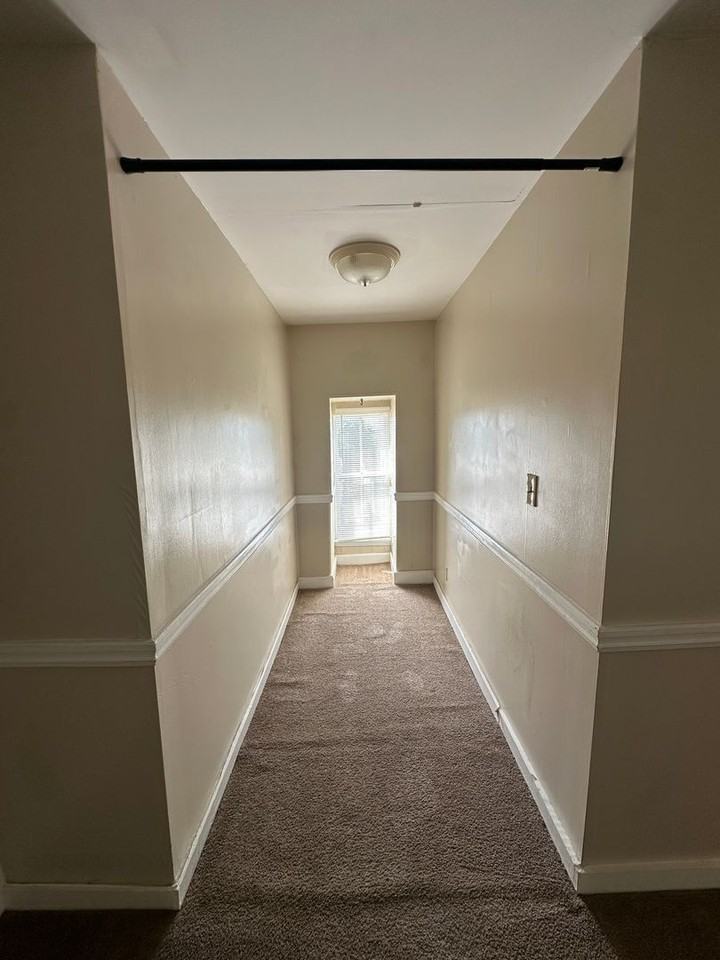 943 Cole St #5 - Photo 4 of 11