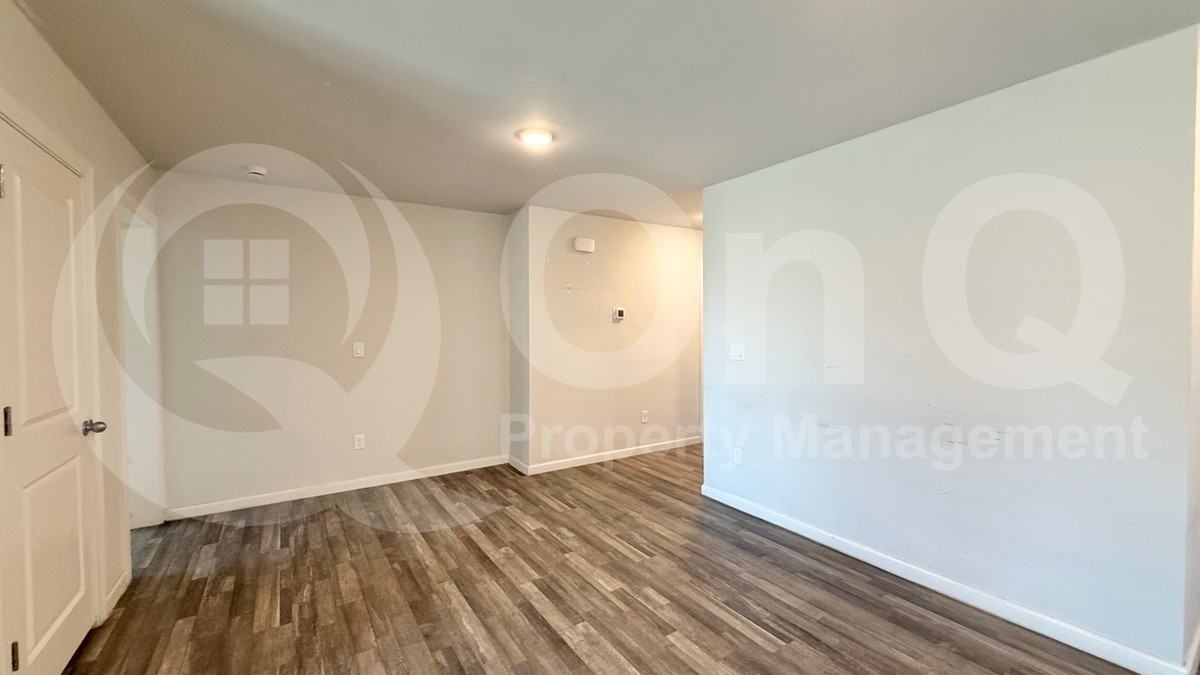 8011 S Magic Dr - Photo 6 of 17