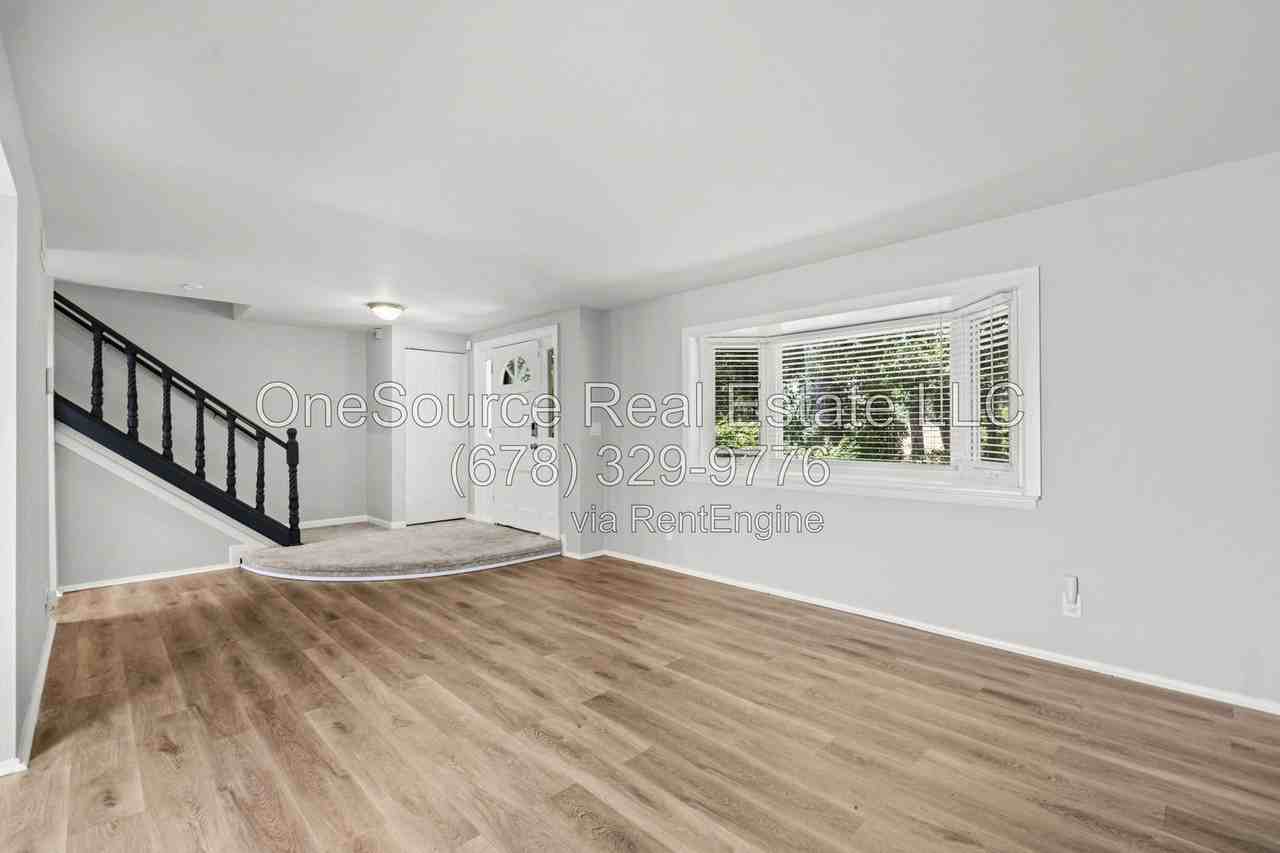 7312 Cardigan Cir Ne #1 - Photo 6 of 33