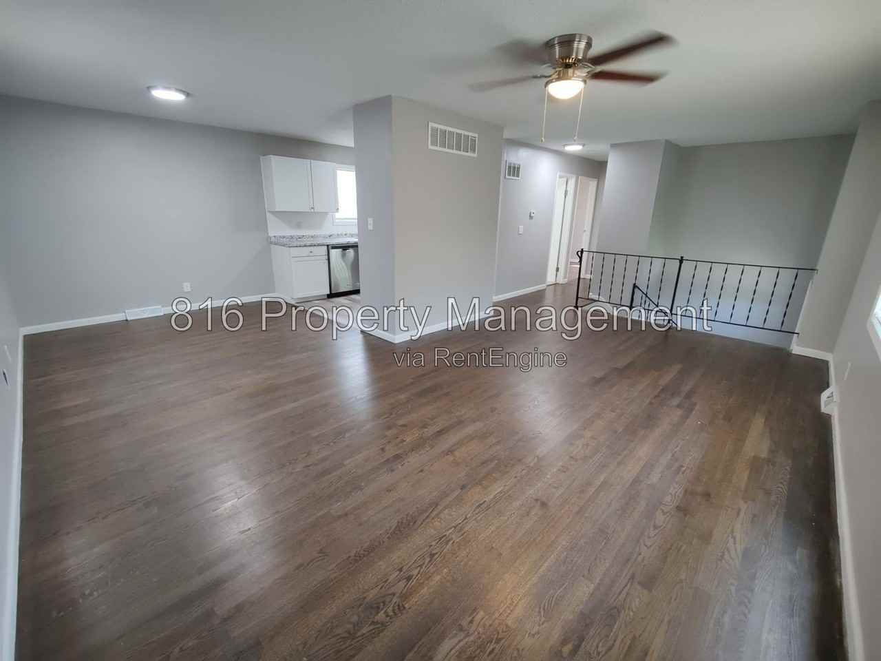 7941 Ne San Rafael Dr - Photo 2 of 27