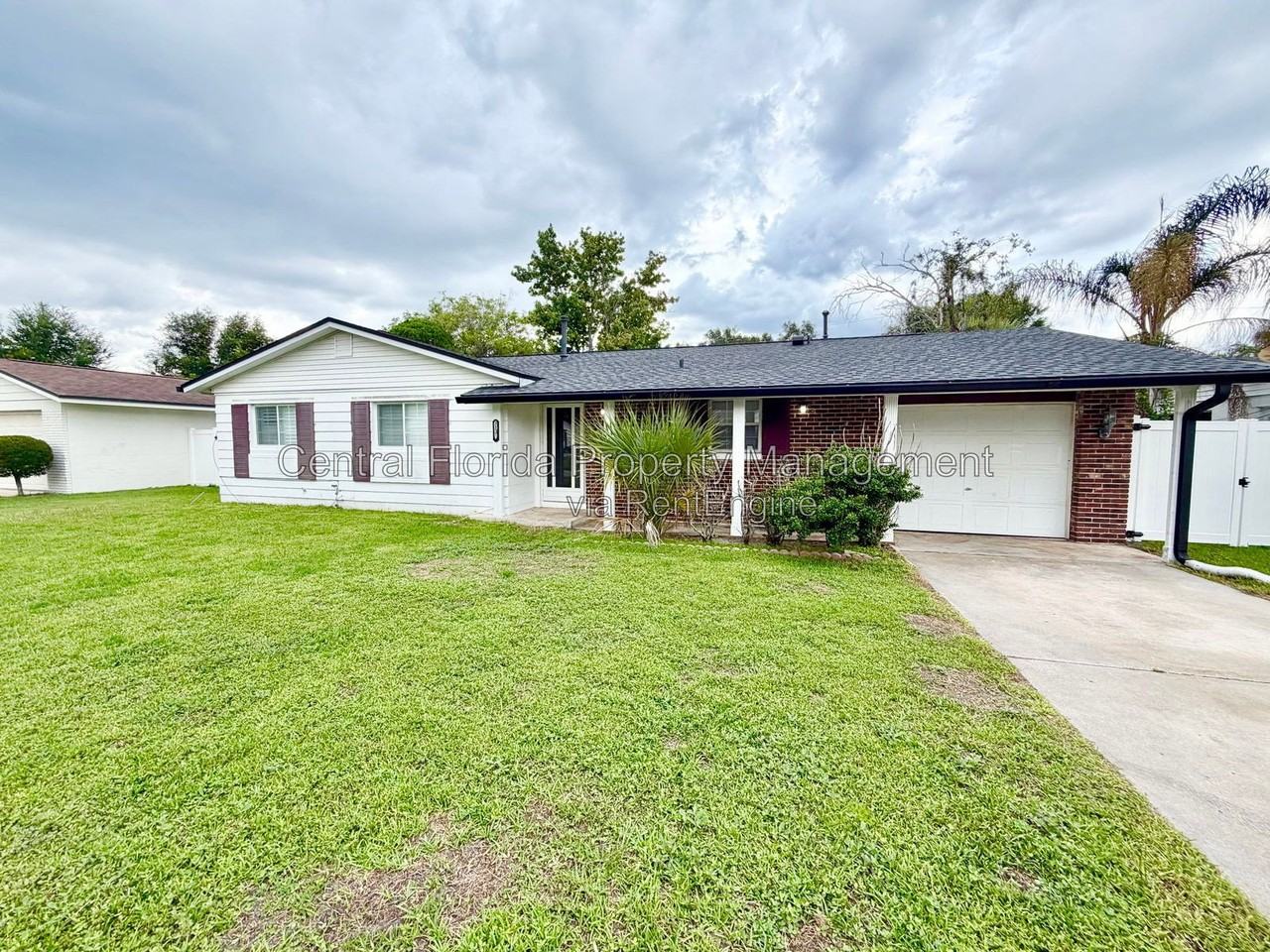 3137 Thistle Hill Dr