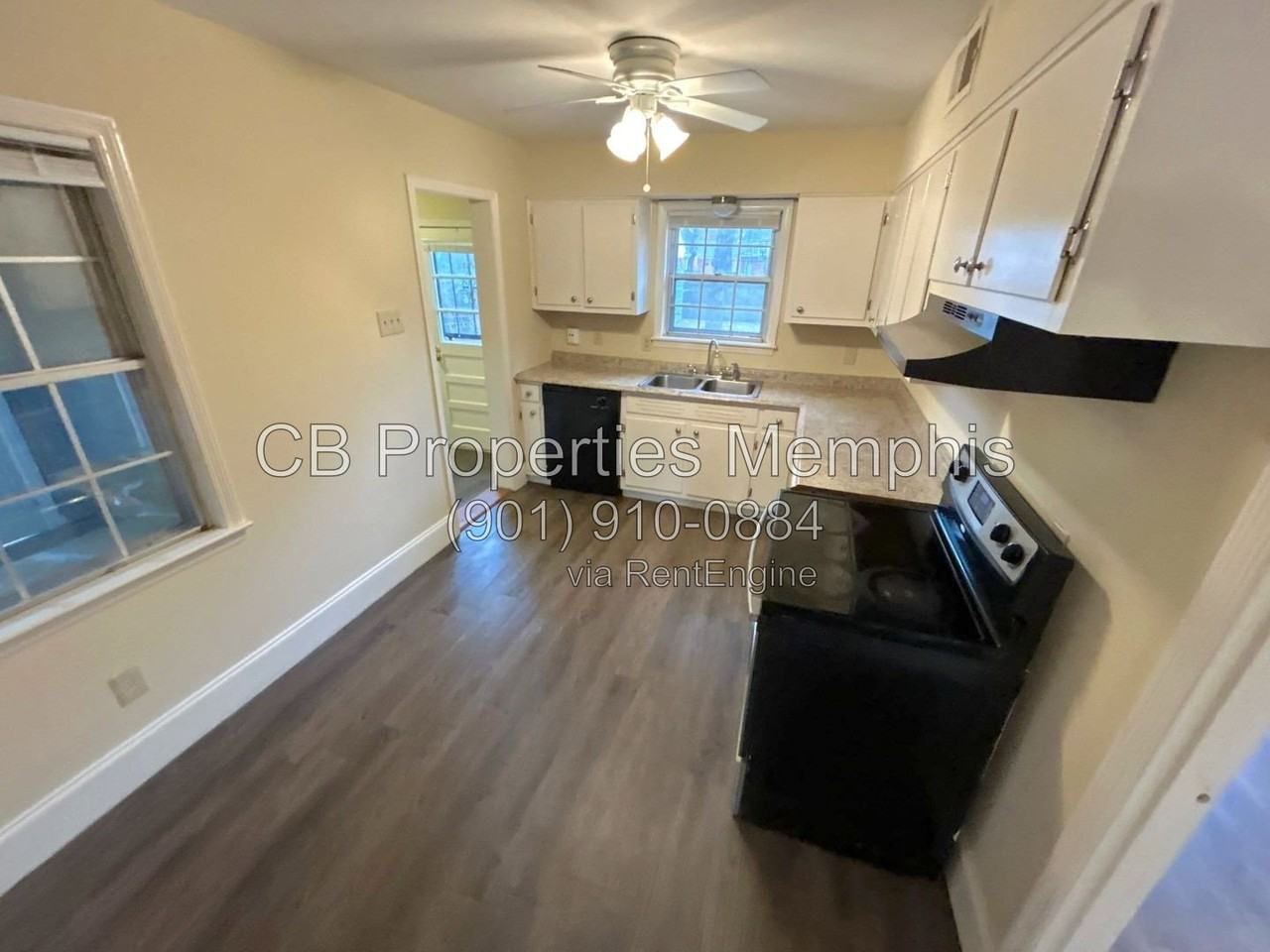 3058 Robbiedon St - Photo 2 of 13