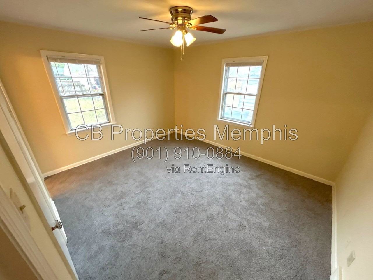 3058 Robbiedon St - Photo 3 of 13
