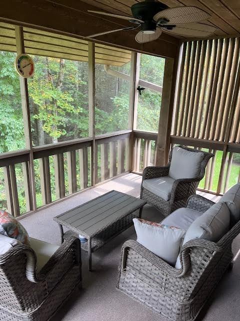 104 Live Oak Ln - Photo 2 of 16
