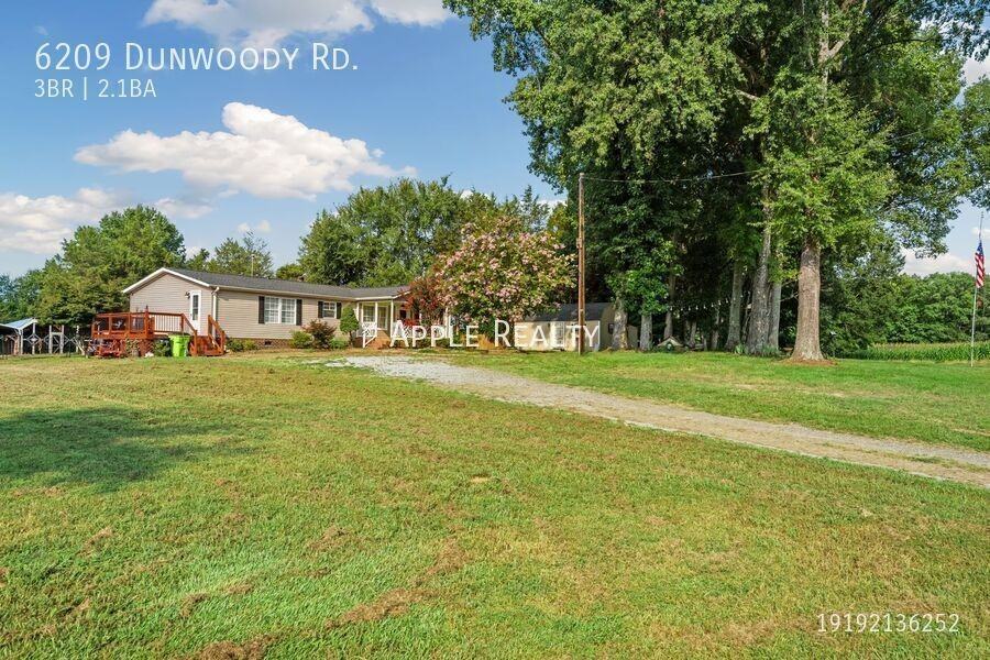 6209 Dunwoody Rd - Photo 2 of 18