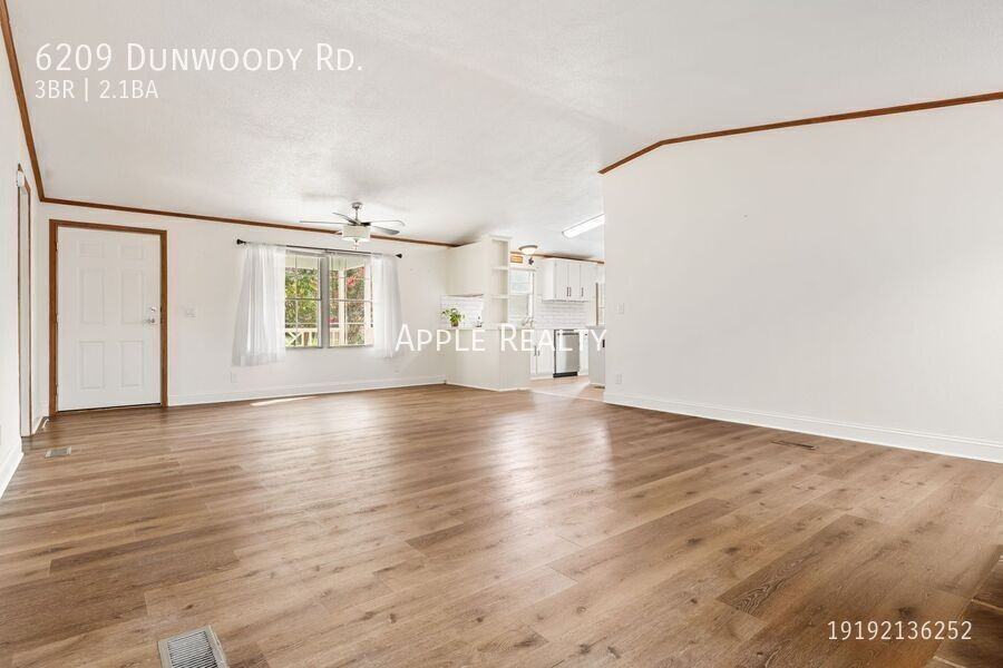 6209 Dunwoody Rd - Photo 6 of 18