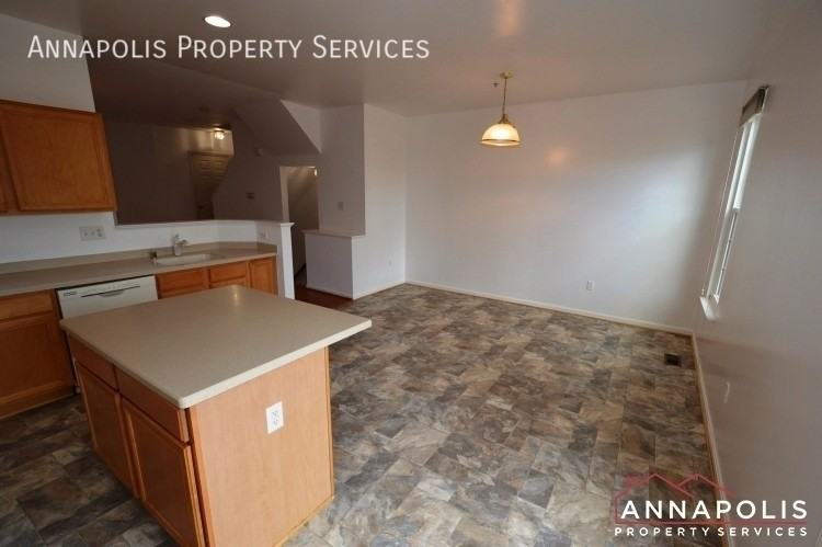 1016 Meandering Way - Photo 5 of 28