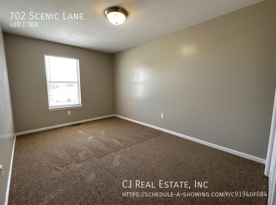 702 Nw Scenic Ln - Photo 6 of 12