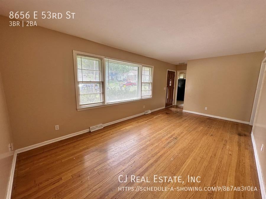 8656 E 53rd St - Photo 2 of 11