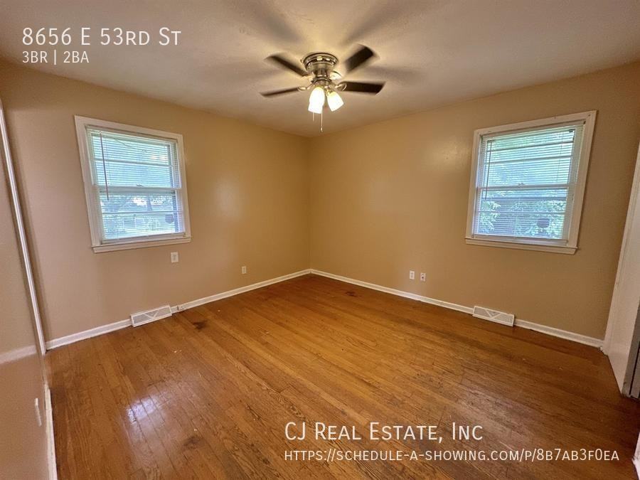 8656 E 53rd St - Photo 6 of 11