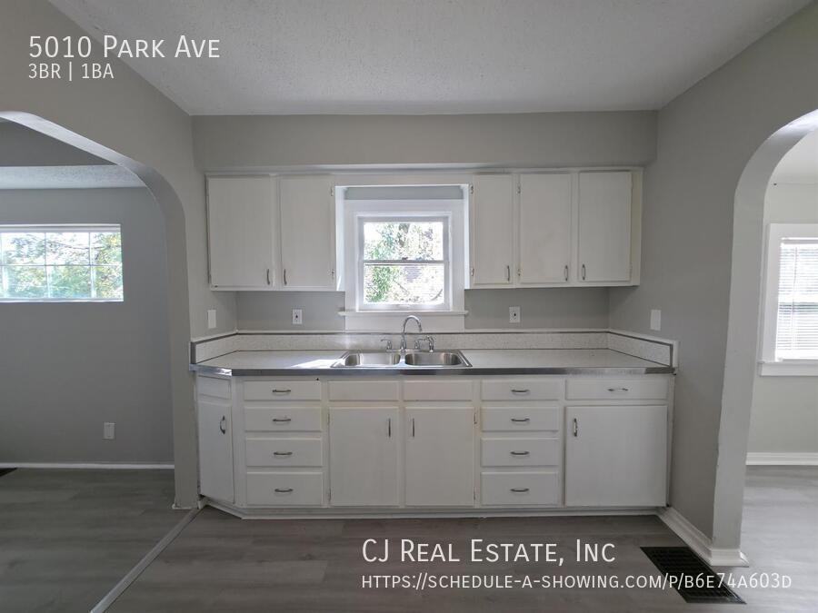 5010 Park Ave - Photo 5 of 11