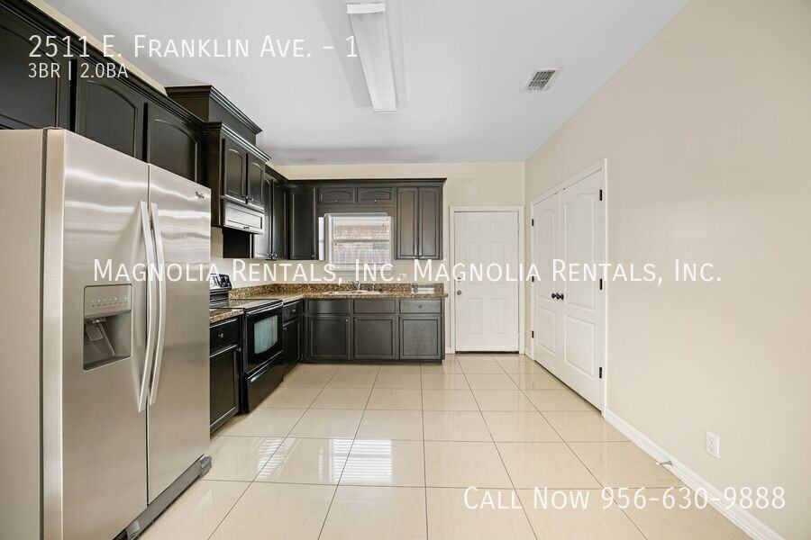 2511 E Franklin Ave #1 - Photo 5 of 17