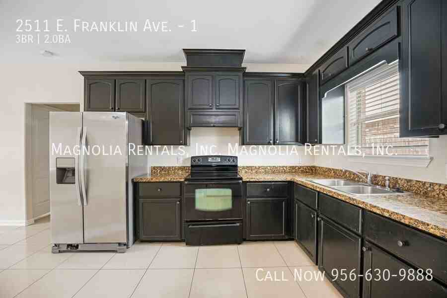 2511 E Franklin Ave #1 - Photo 6 of 17