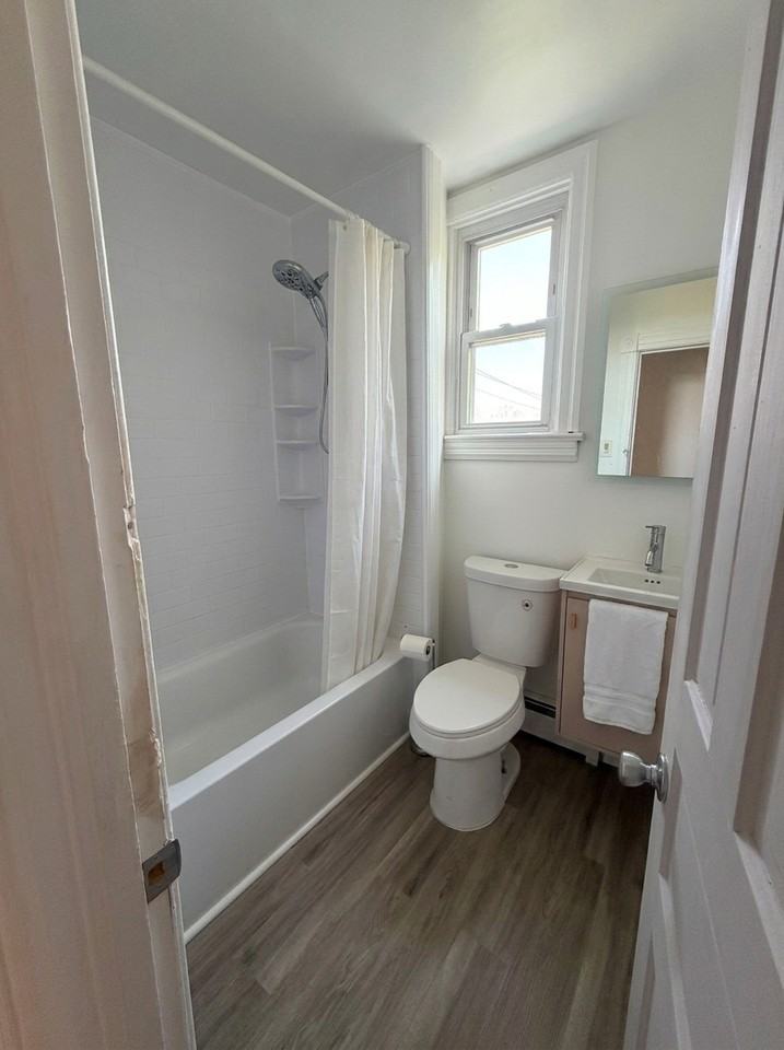 303 Meetinghouse Rd #NA - Photo 7 of 23