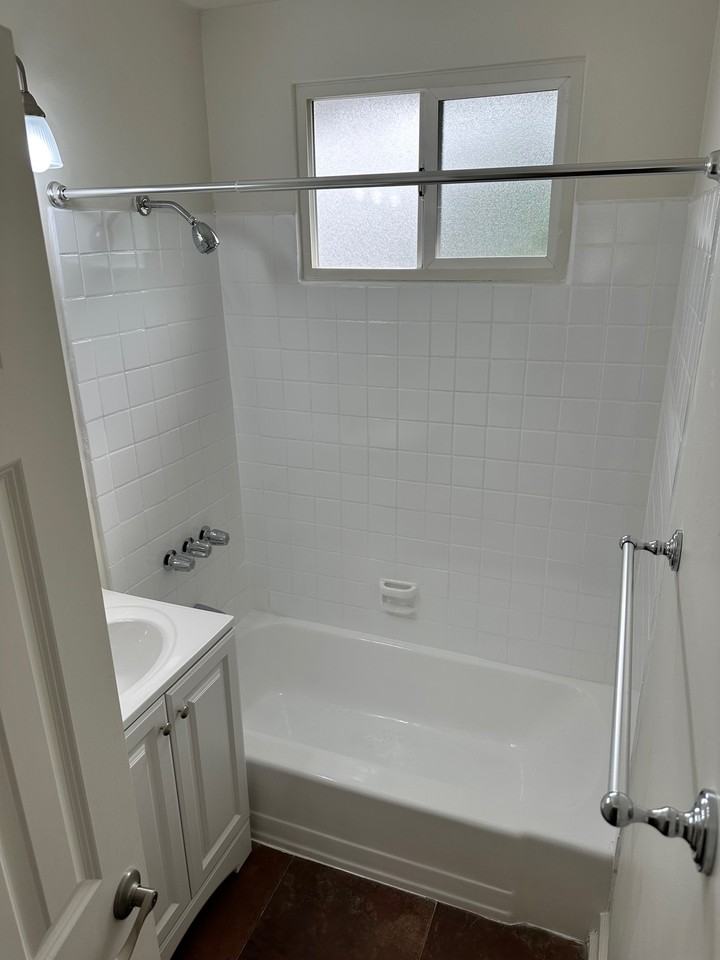 10850 Landale St #3 - Photo 6 of 10