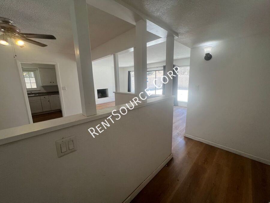 850 Linda Ln - Photo 6 of 30