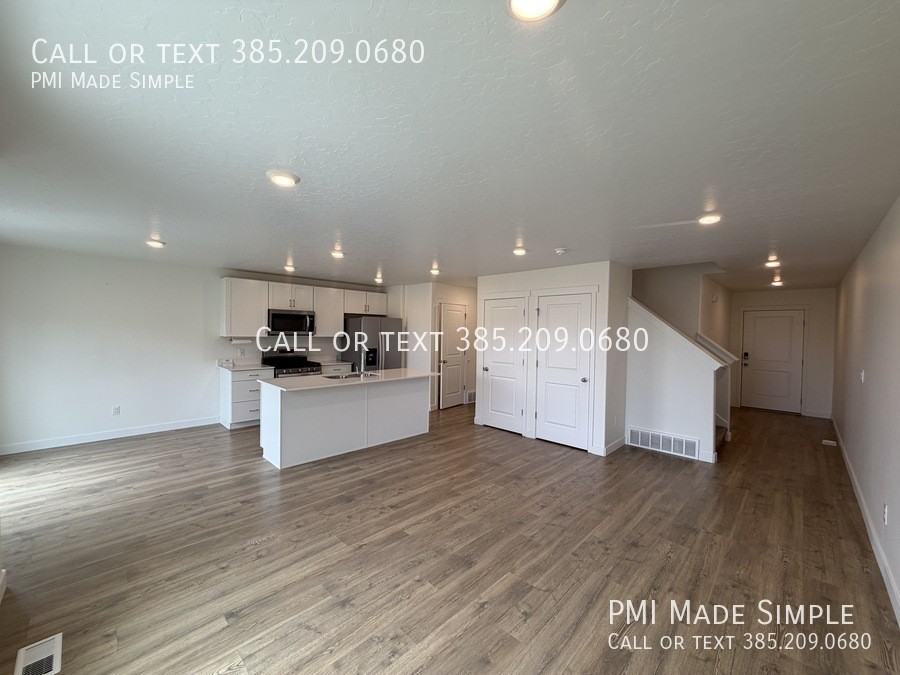 1356 S Windy Ridge Dr - Photo 2 of 26