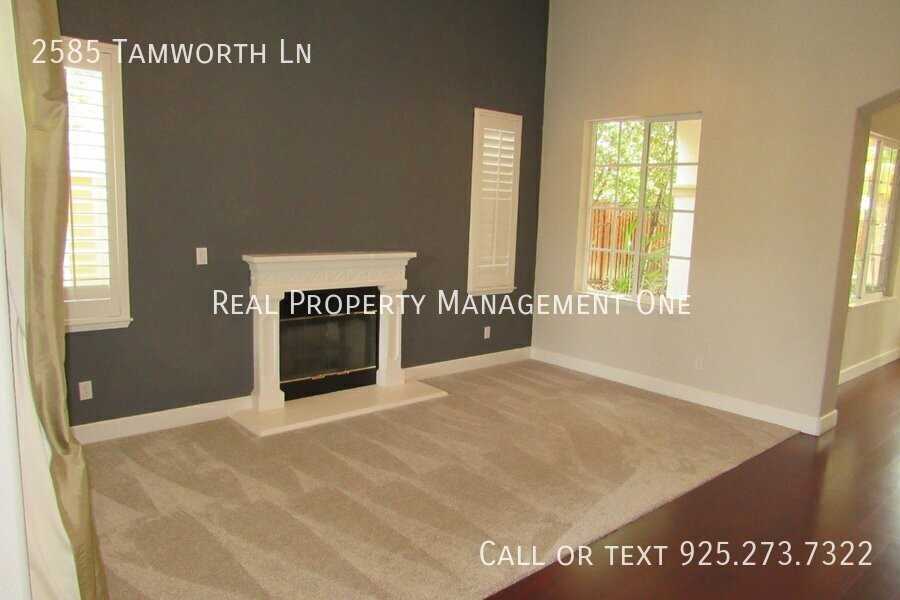 2585 Tamworth Ln - Photo 6 of 37