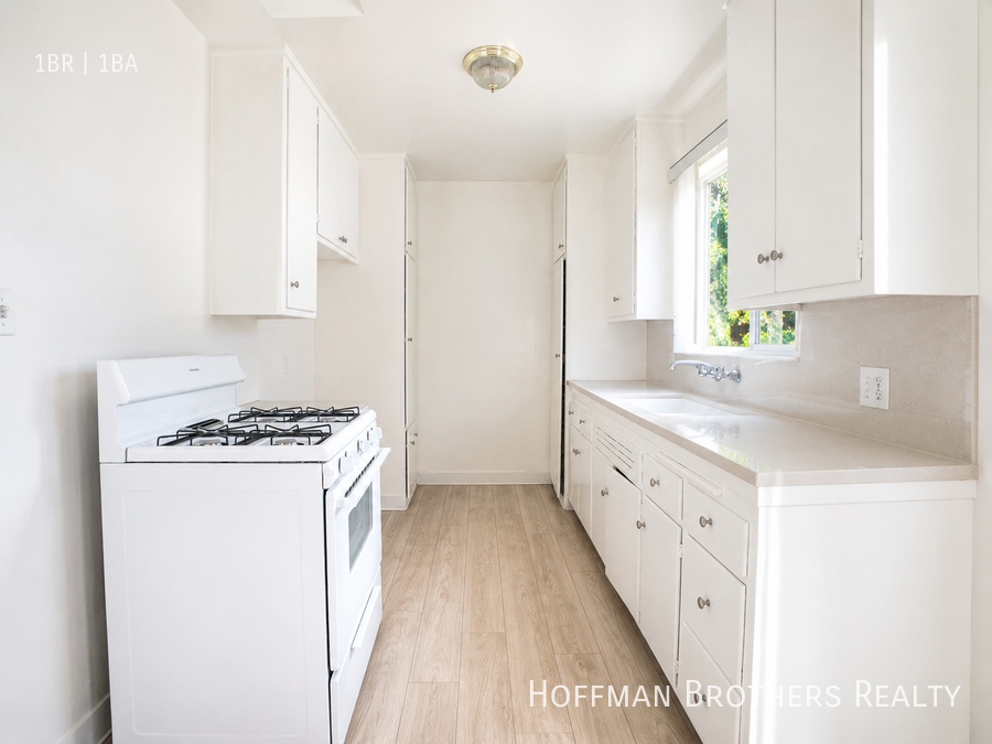 3932 Sawtelle Blvd #5 - Photo 2 of 5