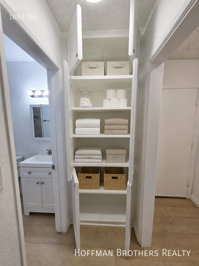 13059 Oxnard St #103 - Photo 7 of 8
