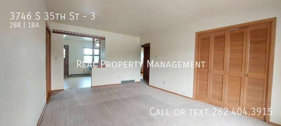 3746 S 35th St #3 - Photo 3 of 9