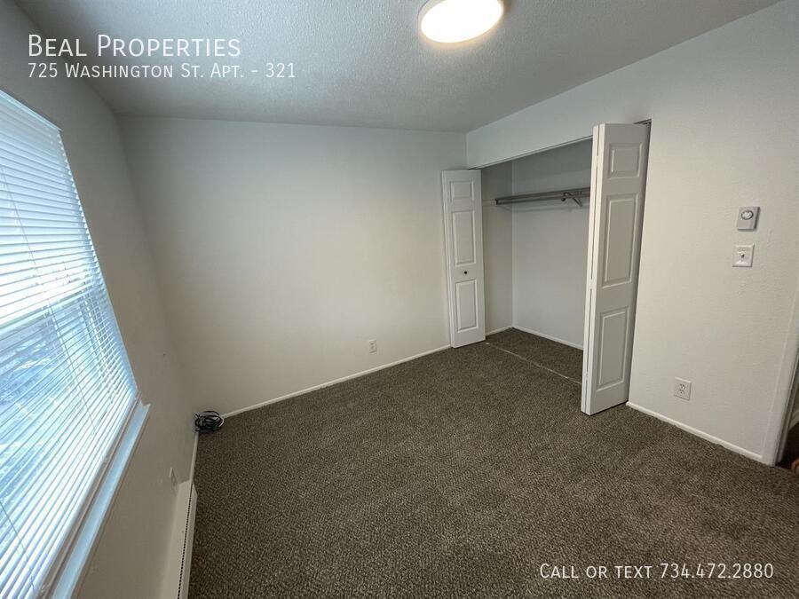 725 Washington St #321 - Photo 4 of 9