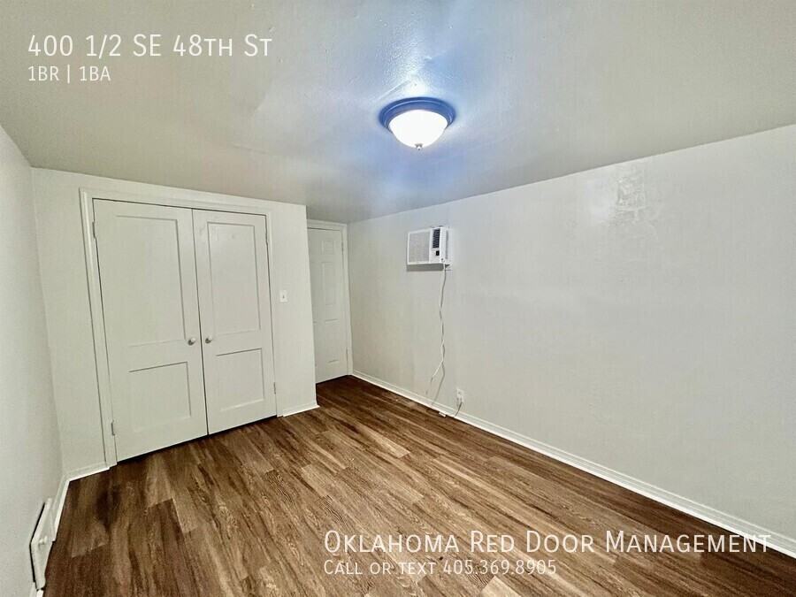 400 1/2 Se 48th St - Photo 6 of 17