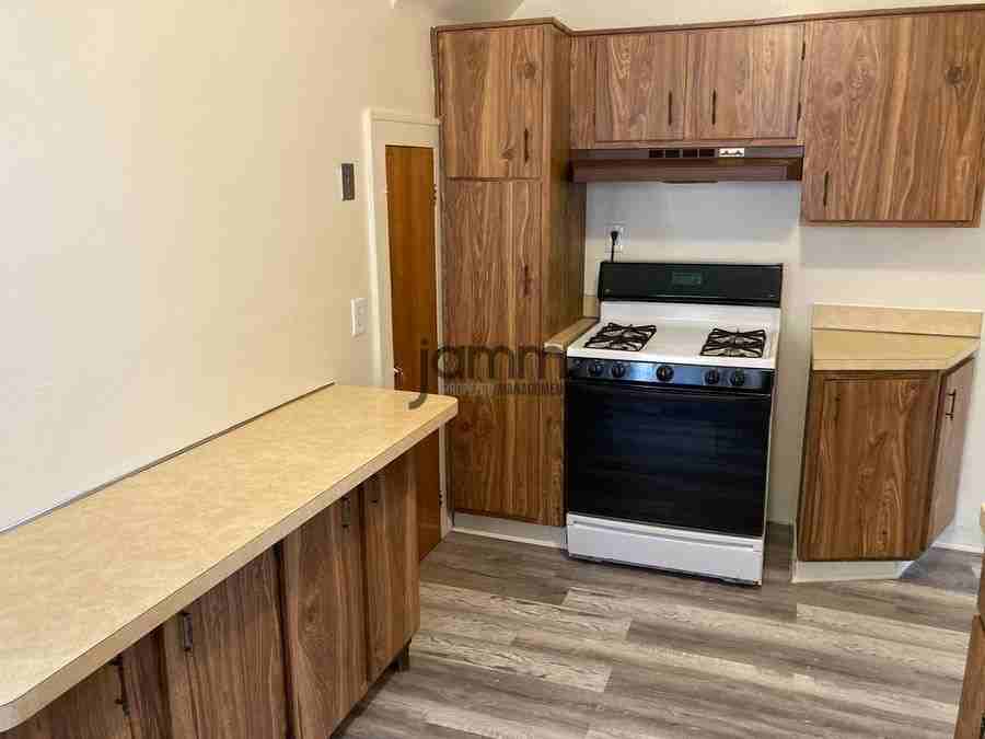 3435 Brookview Blvd Lowr - Photo 7 of 16