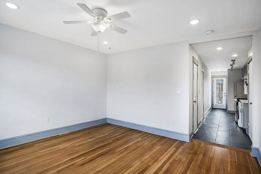 855 19th St Ne #3 - Photo 7 of 21