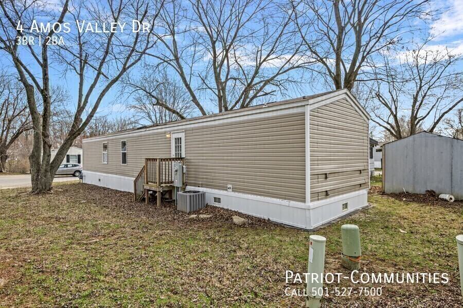 4 Amos Valley Dr - Photo 2 of 32
