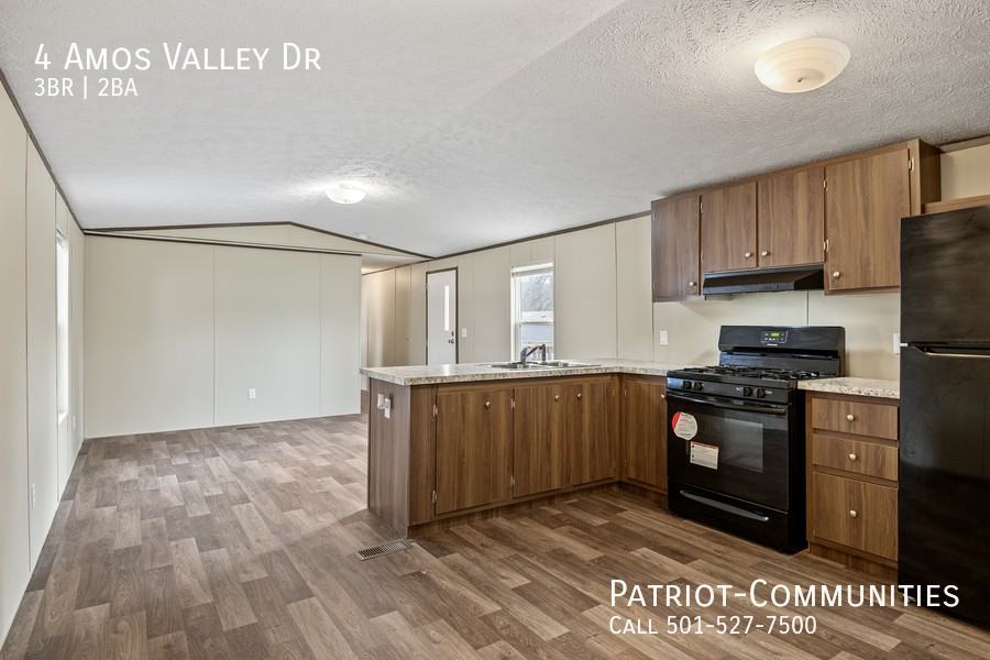 4 Amos Valley Dr - Photo 6 of 32