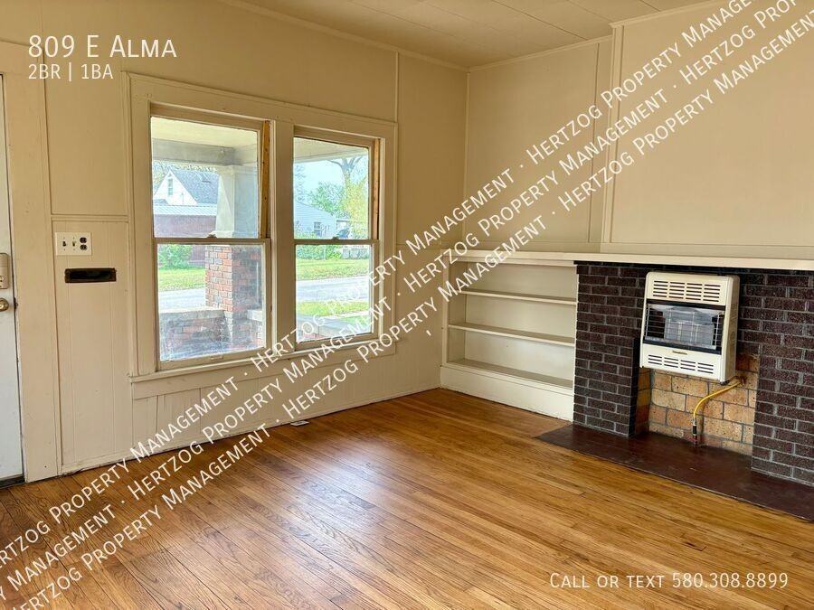 809 E Alma Ave - Photo 4 of 21