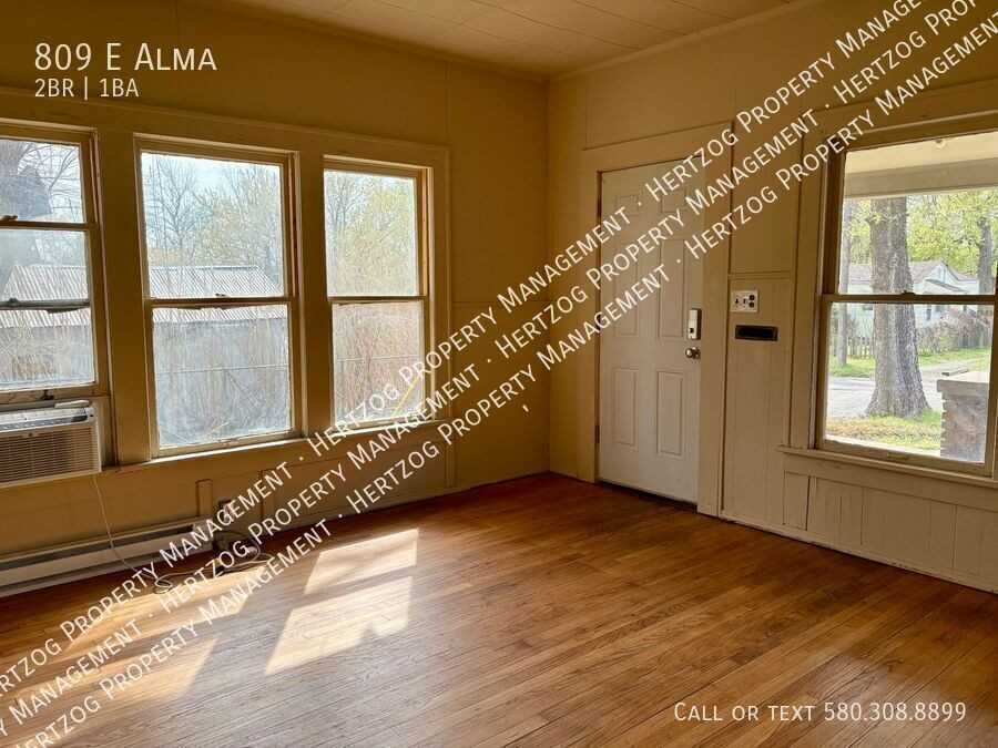 809 E Alma Ave - Photo 5 of 21