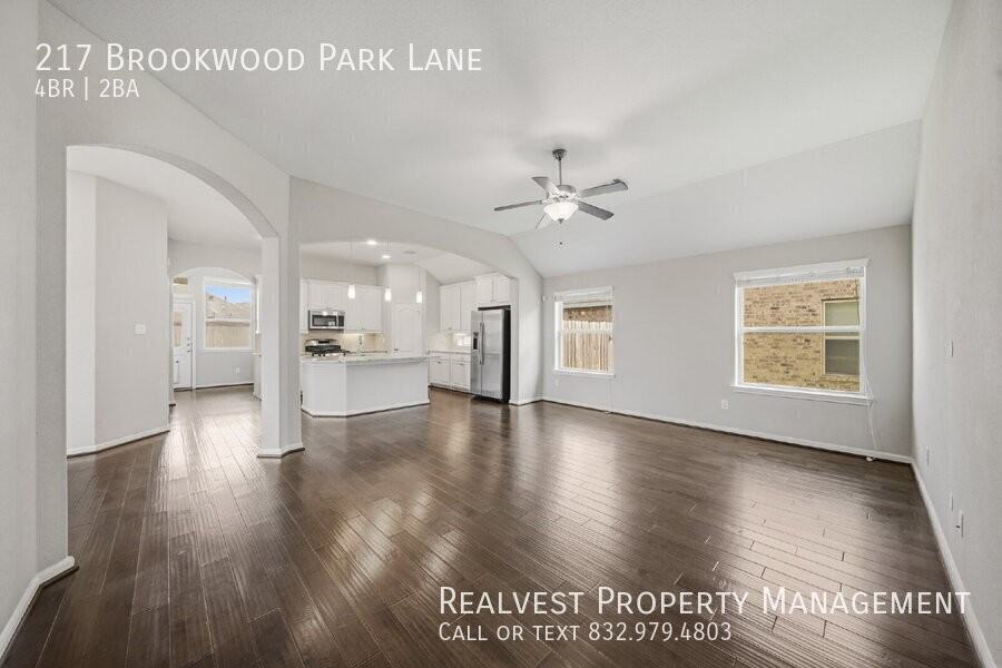 217 Brookwood Park Ln - Photo 2 of 14