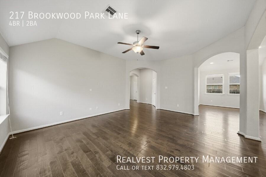 217 Brookwood Park Ln - Photo 3 of 14